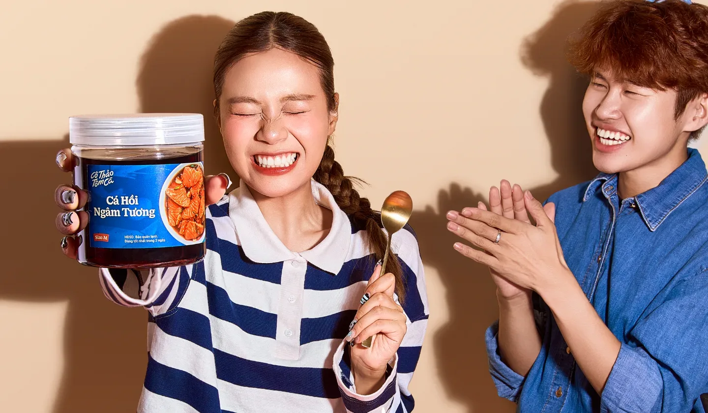 C&aacute; hồi ng&acirc;m tương ăn rất ngon, rất dễ g&acirc;y nghiện
