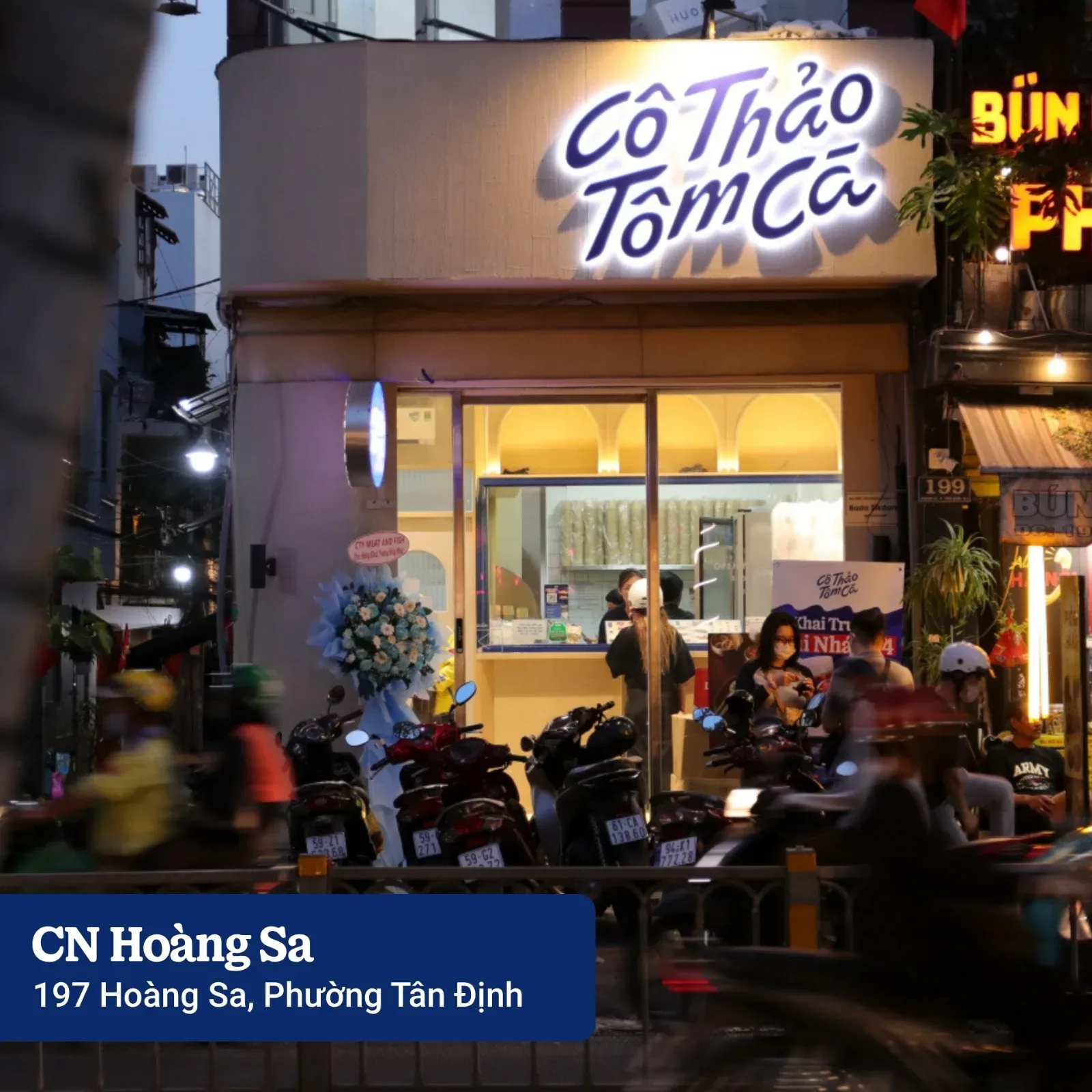 Chi nh&aacute;nh ho&agrave;ng sa