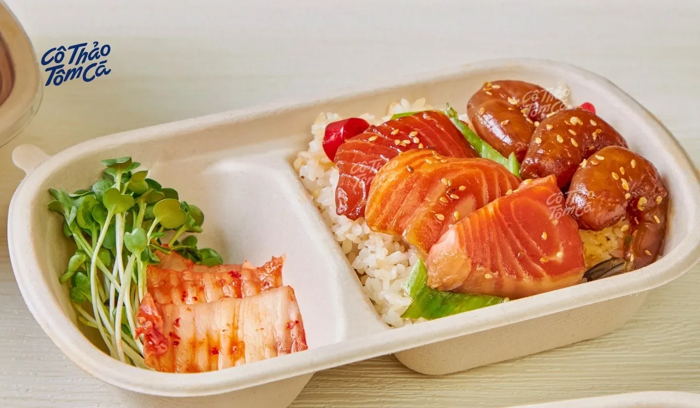 Set cơm C&aacute; hồi v&agrave; T&ocirc;m ng&acirc;m tương